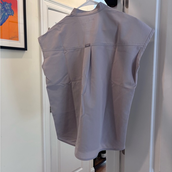 Figs Slate Rafaela Top - Picture 3 of 4